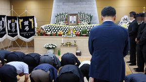 "기억할게요" 눈물로 떠나보낸 한금택 서기관 영결식