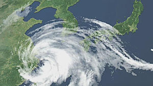 [날씨] 제주 산간 최고 200mm 폭우&hellip;더위 누그러져