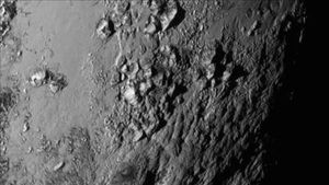 명왕성에 얼음산 있다&hellip;NASA "형성된 지 1억 년 미만 추정"