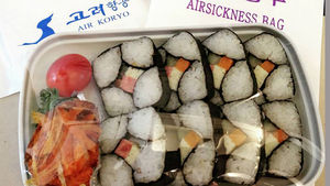 북한 고려항공 기내식 버거에서 김밥으로 바뀐다