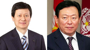 동생에 선전포고&hellip;신동주 "주총 대결 유리하다"