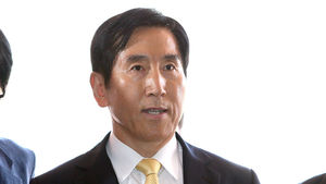 뇌물수수 혐의 조현오 전 경찰청장 검찰 출석
