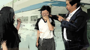 여직원 볼&middot;허리 만지며 훈계&hellip;"강제 추행"