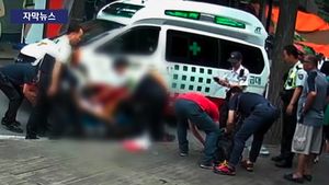 [자막뉴스] "어깨 부딪혔다고&hellip;" 갑자기 흉기 휘두른 男