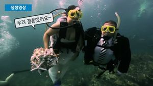 [생생영상] 바닷속에서 맺은 부부연&hellip;아주 특별한 결혼식