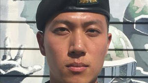 北도발 맞서 전역연기 정승환 병장, 전액 장학금 받아