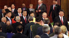 섬네일이미지  2:박근혜 대통령이 3일 오전 '항일(抗日)전쟁 및 세계 반(反)파시스트 전쟁 승전 70주년' 기념행사를 마치고 나서 베이징 인민대회당에서 열린 오찬 리셉션에 시진핑 주석 내외, 푸틴 러시아 대통령 등과 함께 입장하고 있다. (베이징=연합뉴스)