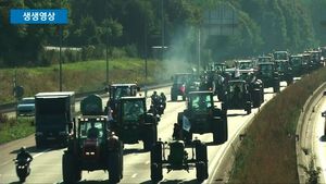 [생생영상] '살려주세요' 파리에 모여든 트랙터 1천여 대