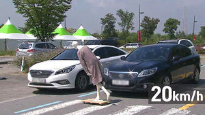 "SUV에 가려 안 보여요"&hellip;'시야 가림 사고' 주의