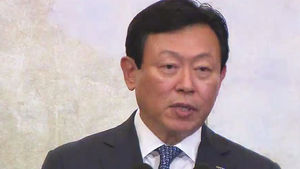 롯데 "신동빈 회장, 한국 국적 포기한 적 없다"