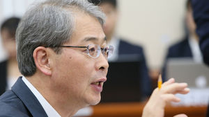 임종룡 "신용카드 가맹점 수수료 최대한 인하"