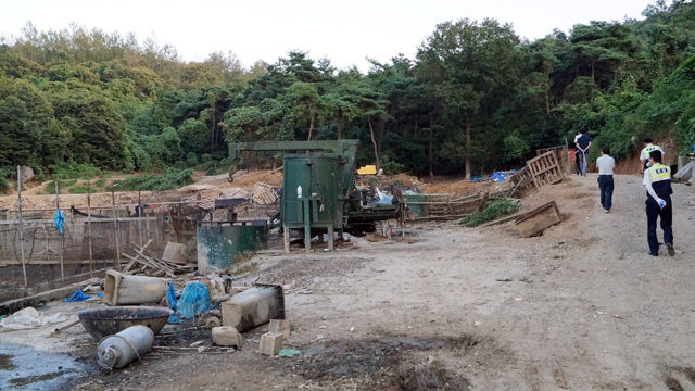 메인이미지  1 : 여성이 일하던 돼지농가의 모습. (사진=광주 서부경찰서)