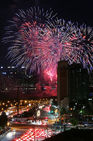 섬네일이미지  5: 3일 오후 서울 여의도 인근에서 2015 서울세계불꽃축제가 열리고 있다. 이 축제에는 한국, 미국, 필리핀 등 3개국의 대표 연화팀이 참여해 10만여 발의 다채로운 불꽃이 가을 밤하늘을 수놓았다. 