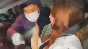 대낮 마트 주차장서 주부 납치&hellip;현금 인출해 도주