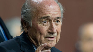 "FBI, 전 FIFA 회장 1천억 원 뇌물 관련 블라터 조사"