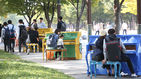 섬네일이미지  2:15일 오후 서울 성동구 서울숲 가족마당 주변에 일러스트레이터와 화가 등 시각예술 작가 8명이 환경을 주제로 꾸민 아트피아노가 설치돼 눈길을 끌고 있다. (연합뉴스)