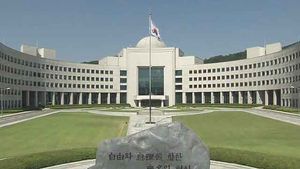 [취재파일플러스] '운행목적? 묻지마!' 막강 국정원 버스 탑승기