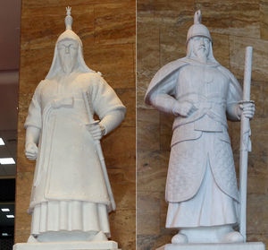 국회 본관 충무공 석상 교체한 까닭은?