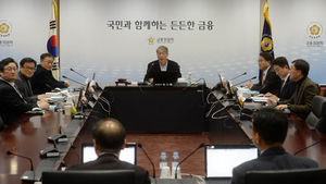 첫 인터넷은행에 두 곳 선정&hellip;안정성&middot;혁신성 높이 평가