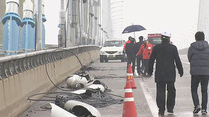 서해대교 '전면 통제'&hellip;정밀 안전진단 진행 중
