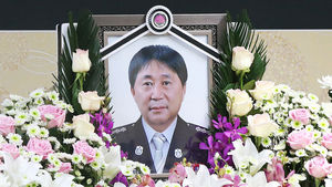"지켜주지 못해 죄송합니다"&hellip;순직 이병곤 소방관 도청장 엄수