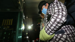'조희팔 최측근' 강태용 구속&hellip;165억 원 도피자금 등 사용