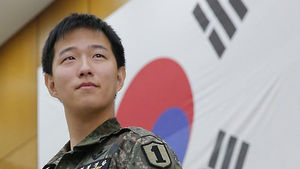 김정원 하사, 北 지뢰도발 부상 딛고 '사이버전사' 됐다