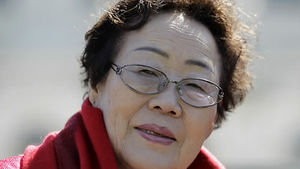 [속보] 이용수 할머니 "협상 결과 전부 무시&hellip;법적배상 해야"