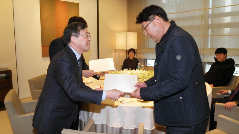 권오현 삼성전자 대표(왼쪽)