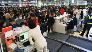 제주공항 혼잡 "저가항공사 비상식이 빚어낸 참극"