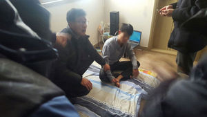 [슬라이드 포토] 인천공항 밀입국 베트남인 닷새 만에 체포&hellip;영장 방침