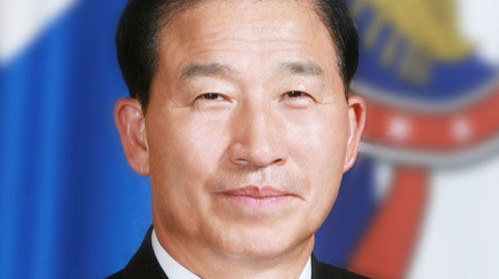 'STX 뇌물' 정옥근 전 해군총장 2심서 감형&hellip;징역 4년
