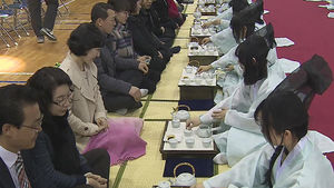 [광주] 도포 입고 스승&middot;부모에 감사&hellip;시골 마을 졸업식