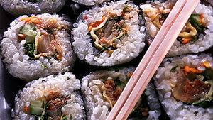 미국산 쌀 섞은 김밥 '국산 100%'로 속여 대학 납품