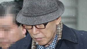 조용기 목사 '800억 횡령' 고발 수사 탄력&hellip;측근 줄소환
