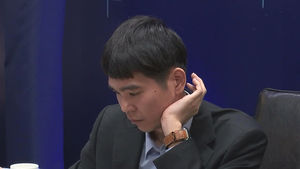 이세돌, '이창호 작전'도 실패