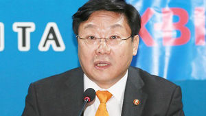 한중 통상장관 회담&hellip;"FTA 이행&middot;반덤핑 현안 논의"
