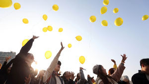 '위안부 합의 반대' 日대사관 시위한 단체 대표 기소