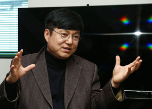 '김정일 전용 악단장' 출신 정요한 "탈북 이유는 신앙"