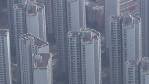 전국 아파트값 6주 연속 하락&hellip;수도권은 보합