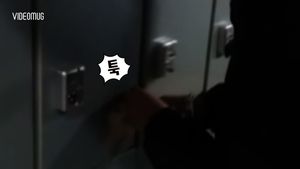 [비디오머그] 귀중품은 반드시 카운터에&hellip;'3초 만에 뚝딱' 사우나 2인조 털이범 검거