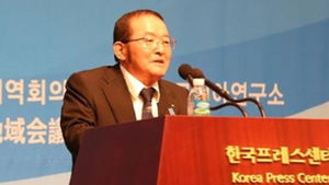 "북한 알기 위해 북한 쓰레기 모은다"는 괴짜 일본학자