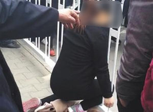 중국서 가드레일에 목 낀 임신부 사망&hellip;태아도 숨져