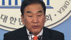 서울 은평을 이재오 후보, 유세 중 취객에 폭행당해