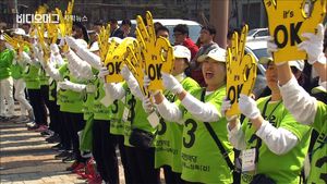 [자막뉴스] '튀어야 산다' 이색 유세&hellip;아들&middot;딸도 나섰다