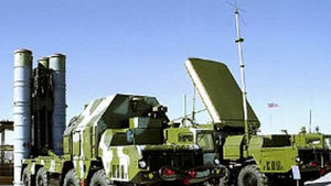 러시아 방공미사일 S-300 이란에 1차분 인도