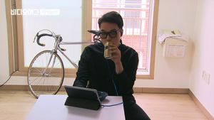 [자막뉴스] 술집 대신 집에서&hellip;'혼술' 하는 '홈술족' 는다