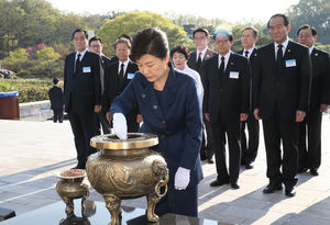 "민주주의 정신 계승"&hellip;전국 곳곳서 4&middot;19 혁명 기념
