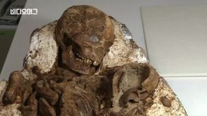 '세월도 막을 수 없는 모정'&hellip;화석의 놀라운 비밀