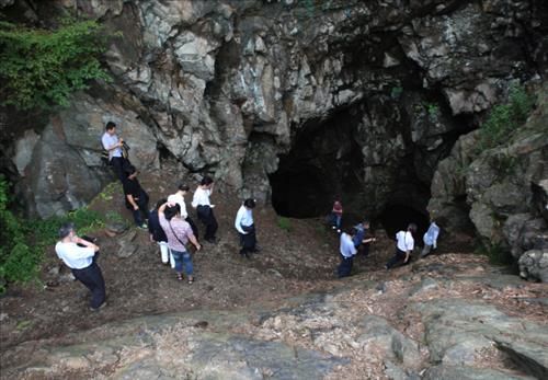 메인이미지  1 : 광명동굴 개발 전 모습. (사진=연합뉴스)